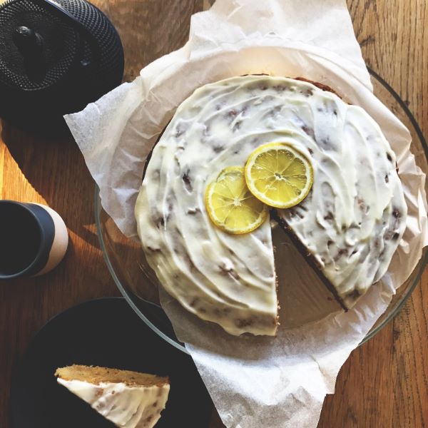 web Lemon_and_Honey_Cake_x1024